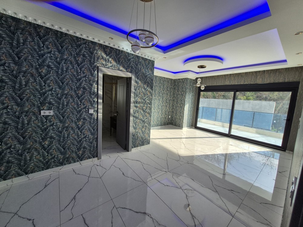 Luxury Detached Villa for Sale in Alanya Bektaş  Private Pool, Underfloor Heating & Spacious Garden**