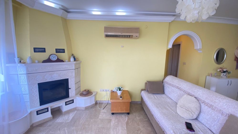 Fully Furnished 2+1 Apartment for Sale in Alanya Cikcilli – Pool & Partial Sea View