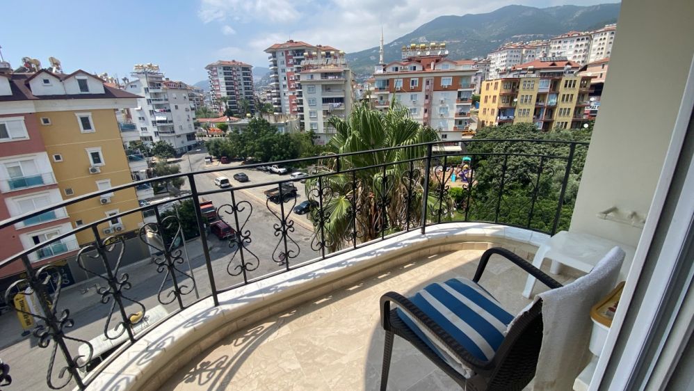 Fully Furnished 2+1 Apartment for Sale in Alanya Cikcilli – Pool & Partial Sea View