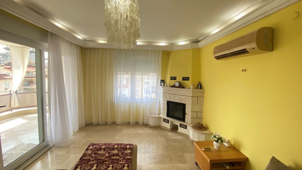 Alanya Cikcilli Satılık 2+1 Eşyalı Daire – Havuzlu, Kısmi Deniz Manzaralı, İkamete Uygun