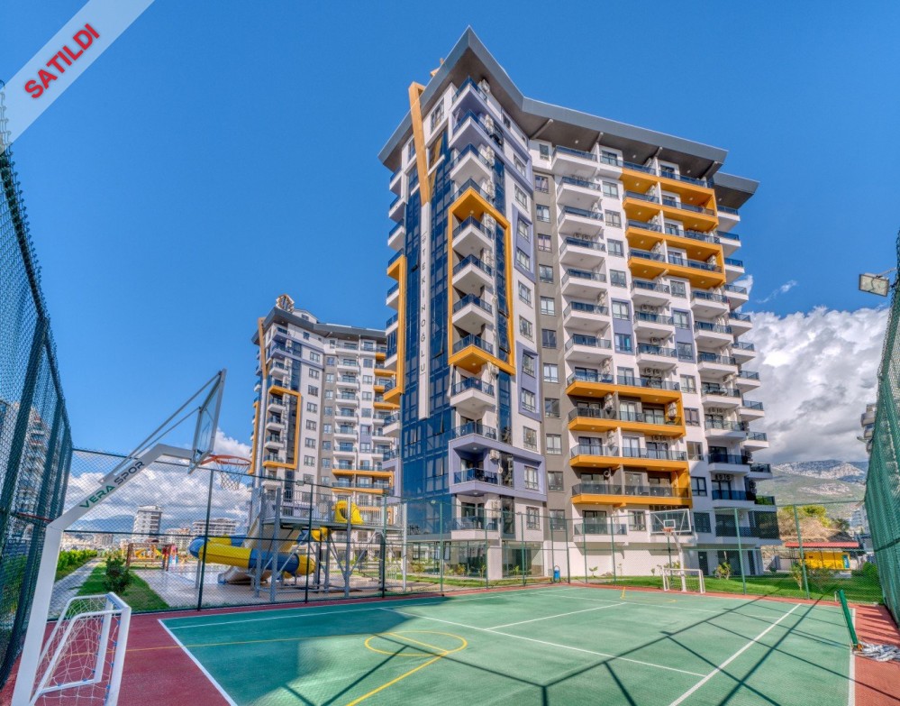 Furnished 1+1 Apartment for Sale in Mahmutlar, 500 m to the Sea