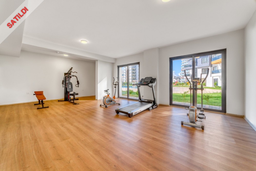 Furnished 1+1 Apartment for Sale in Mahmutlar, 500 m to the Sea