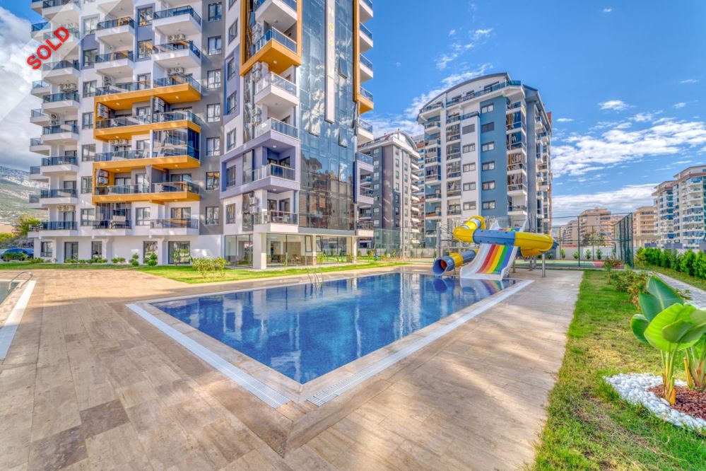 Furnished 1+1 Apartment for Sale in Mahmutlar, 500 m to the Sea