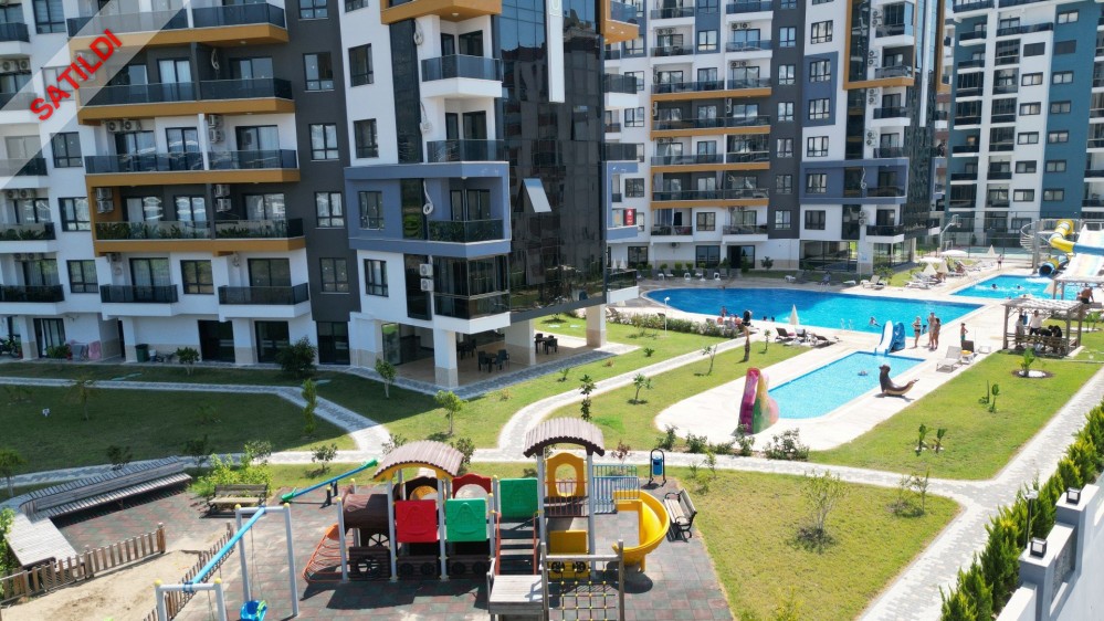 Furnished 1+1 Apartment for Sale in Mahmutlar, 500 m to the Sea