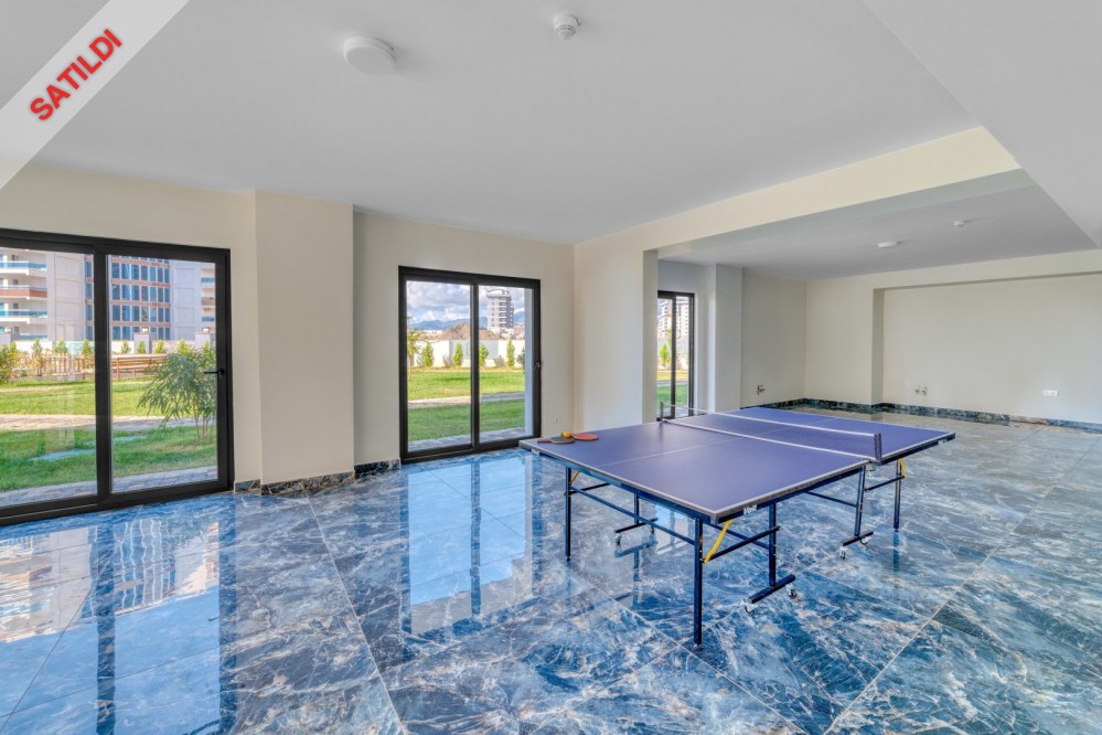Furnished 1+1 Apartment for Sale in Mahmutlar, 500 m to the Sea