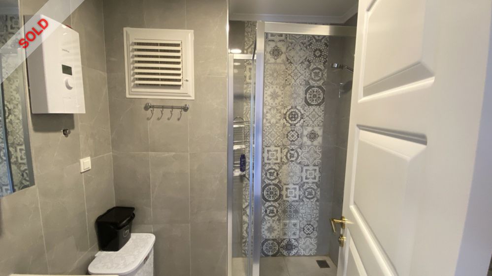 Furnished 1+1 Apartment for Sale in Mahmutlar, 500 m to the Sea