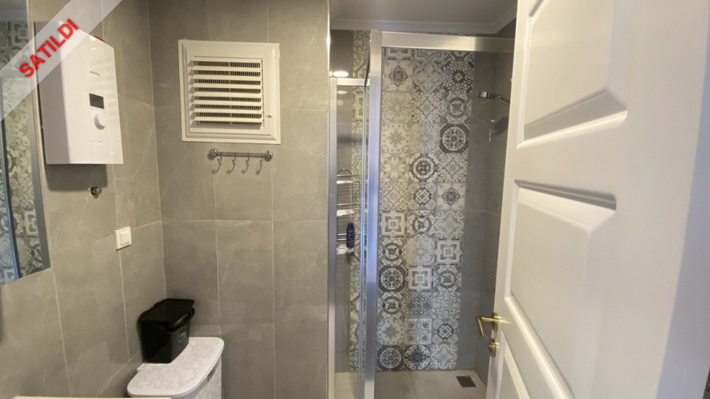 Furnished 1+1 Apartment for Sale in Mahmutlar, 500 m to the Sea