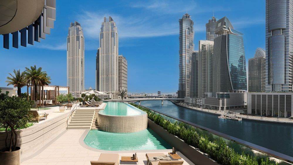 Canal-Side Luxury Residence in Dubai Business Bay