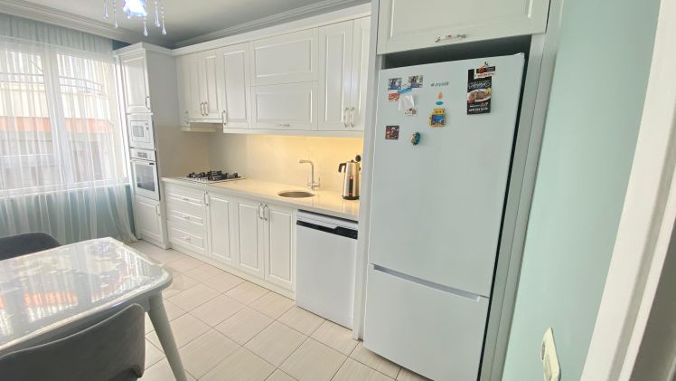 Alanya Cikcilli’de Satılık 3+1 Modern Daire – Eşyalı ve Yatırıma Uygun