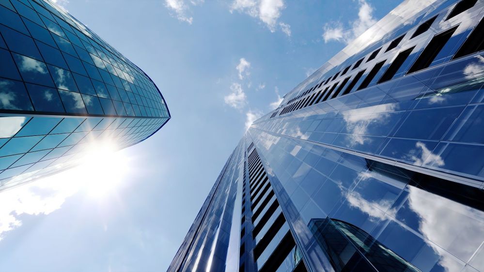 Luxury Apartments for Sale in Dubai Trade Area – Iconic Skyscraper & Prime Investment