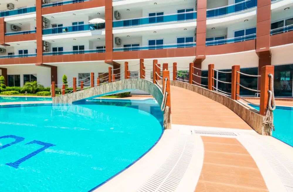 Alanya Mahmutlar Lumos Residence 3+1 Duplex Flat with Separate Kitchen