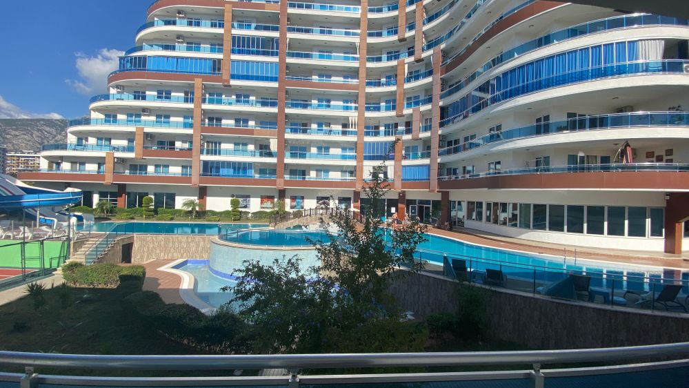 Роскошный дуплекс 3+1 с отдельной кухней в Lumos Residence, Махмутлар Аланья