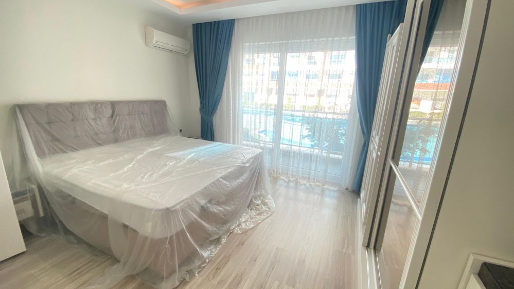 Alanya Mahmutlar Lumos Residence 3+1 Duplex Flat with Separate Kitchen