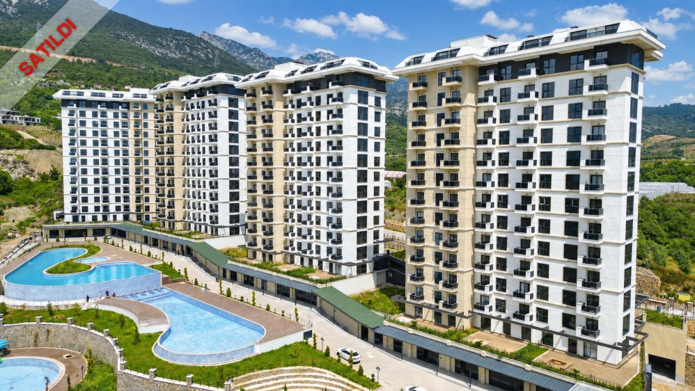 Sea View 2+1 Apartment for Sale in Alanya Mahmutlar | Exodus Resort Comfort City