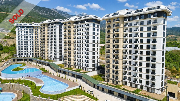 Sea View 2+1 Apartment for Sale in Alanya Mahmutlar | Exodus Resort Comfort City