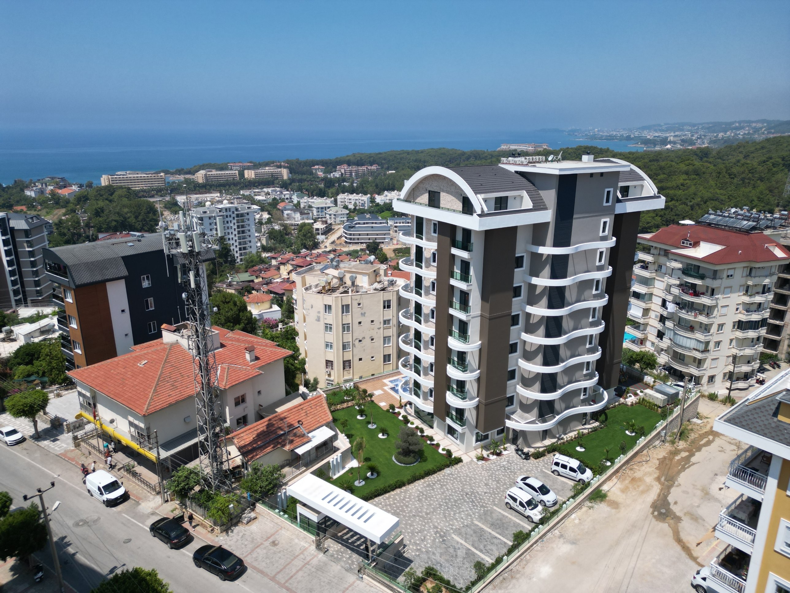 Apartment for sale in Avsallar – Aerial view: complex, forest and sea