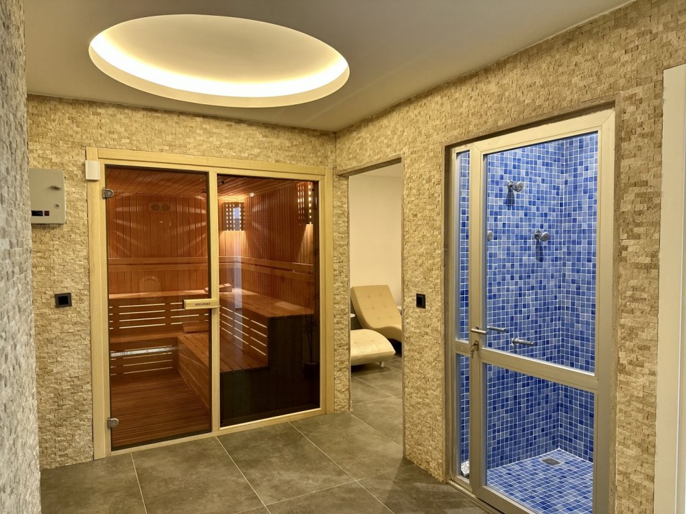 Avsallar site, sauna ve buhar odası€99,000 1+1, 25% down + 20 months at 0%