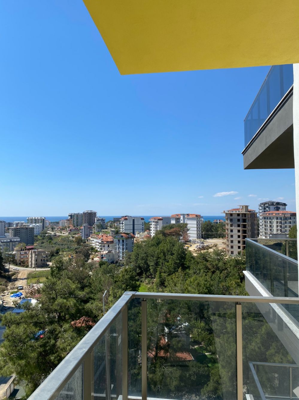 One-bedroom apartment 53m², unfurnished, in a new residential residence with facilities, in Avsallar, Alanya