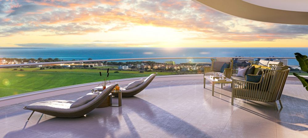 SMaster plan showing the project’s architecture and green landscape.pacious terrace with sea view and sunset panorama.Ultra Luxury Residential Project 600 m from the Sea in Cyprus