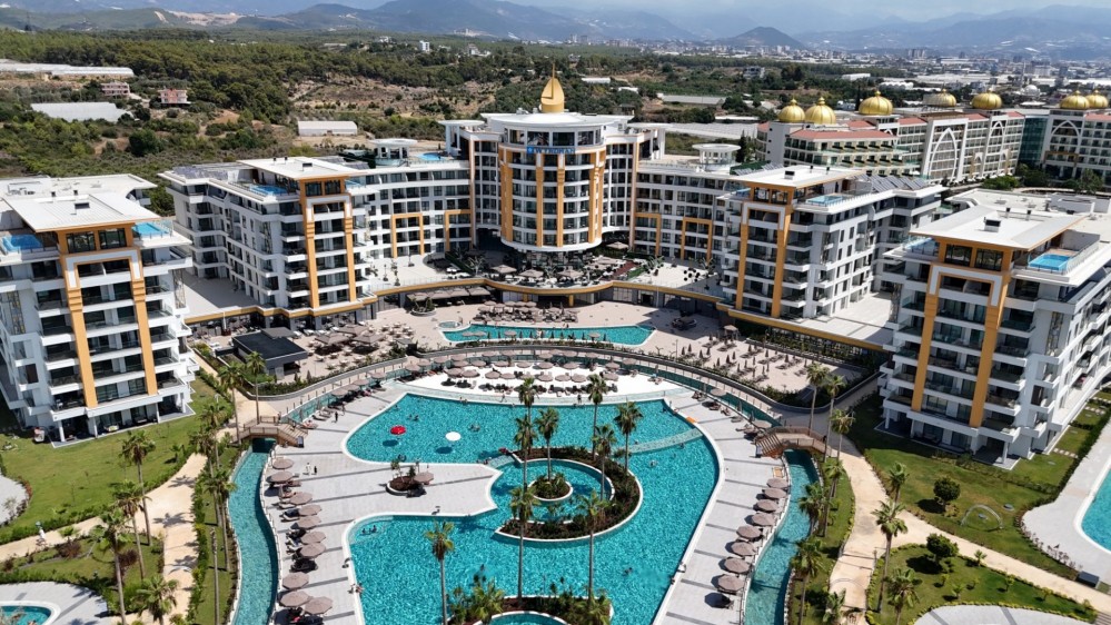 Alanya Türkler'de Ultra Lüks Denize Sıfır Konut Projesi