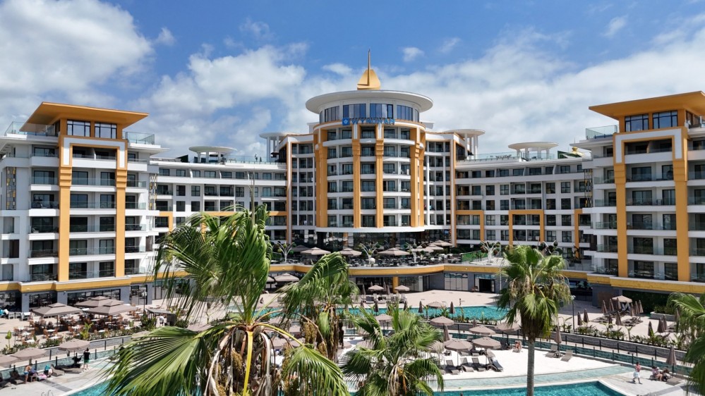 Alanya Türkler'de Ultra Lüks Denize Sıfır Konut Projesi
