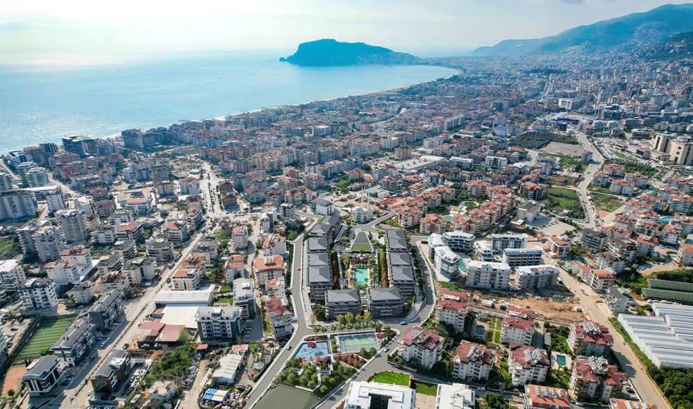New investment project with rich infrastructure, 750 meters from the sea, Oba, Alanya