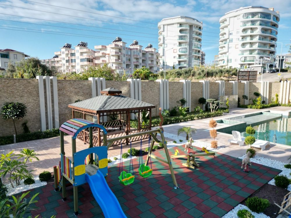 Modern Luxury Apartments Near the Sea in Alanya