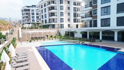 Alanya Oba’da Lüks 3+1 Geniş Daire – Modern Site İçi Yaşam