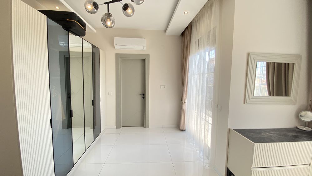 Alanya Oba’da Kale ve Doğa Manzaralı 3+1 Dubleks Satılık Daire | Kavi Home AKR Sitesi