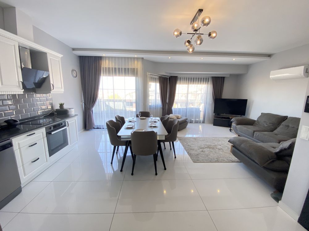 Alanya Oba’da Kale ve Doğa Manzaralı 3+1 Dubleks Satılık Daire | Kavi Home AKR Sitesi