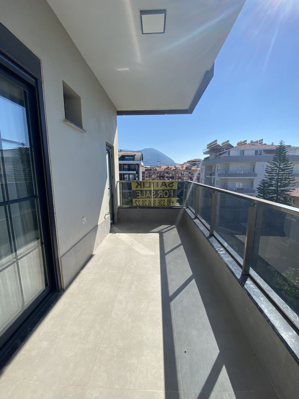 Alanya Oba’da Kale ve Doğa Manzaralı 3+1 Dubleks Satılık Daire | Kavi Home AKR Sitesi